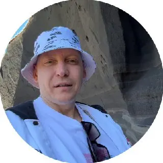 Post by “Гитара с нуля” from September 10, 2026